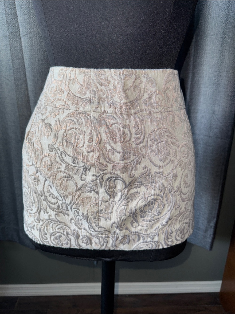 Y2K Abercrombie & Fitch Elegant Ivory Jacquard Mini Skirt